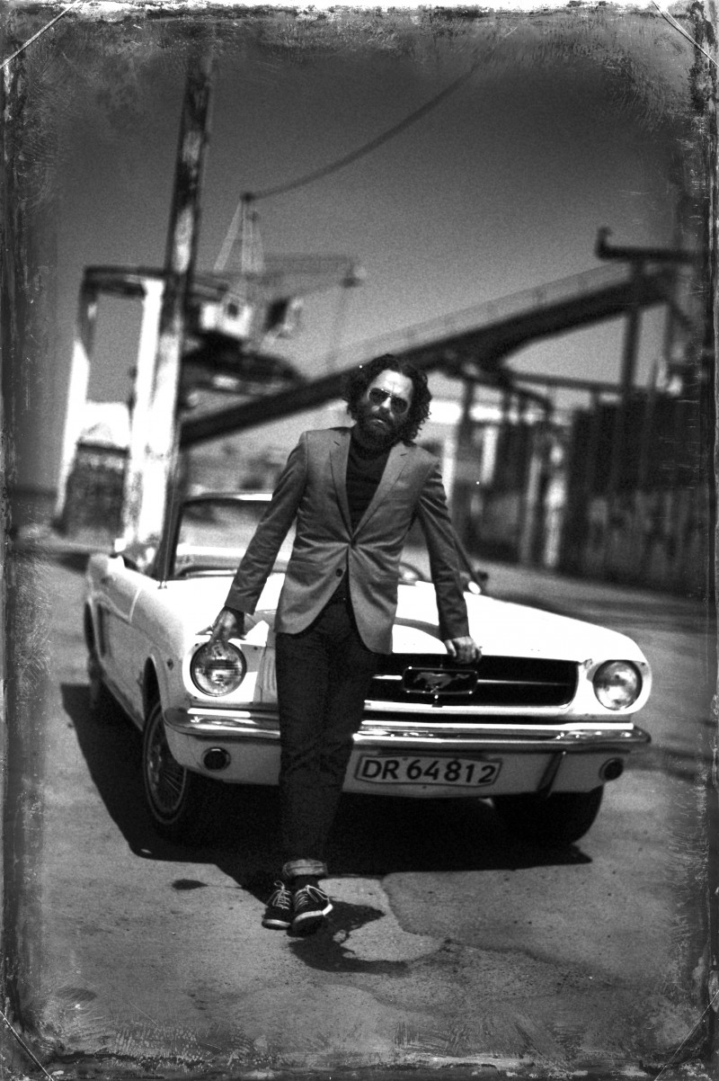 mikael_simpson_BW