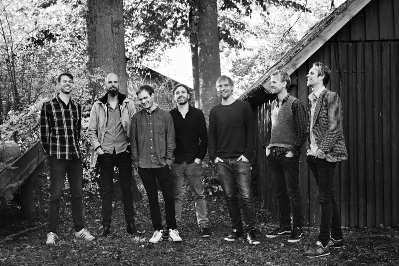 TW band