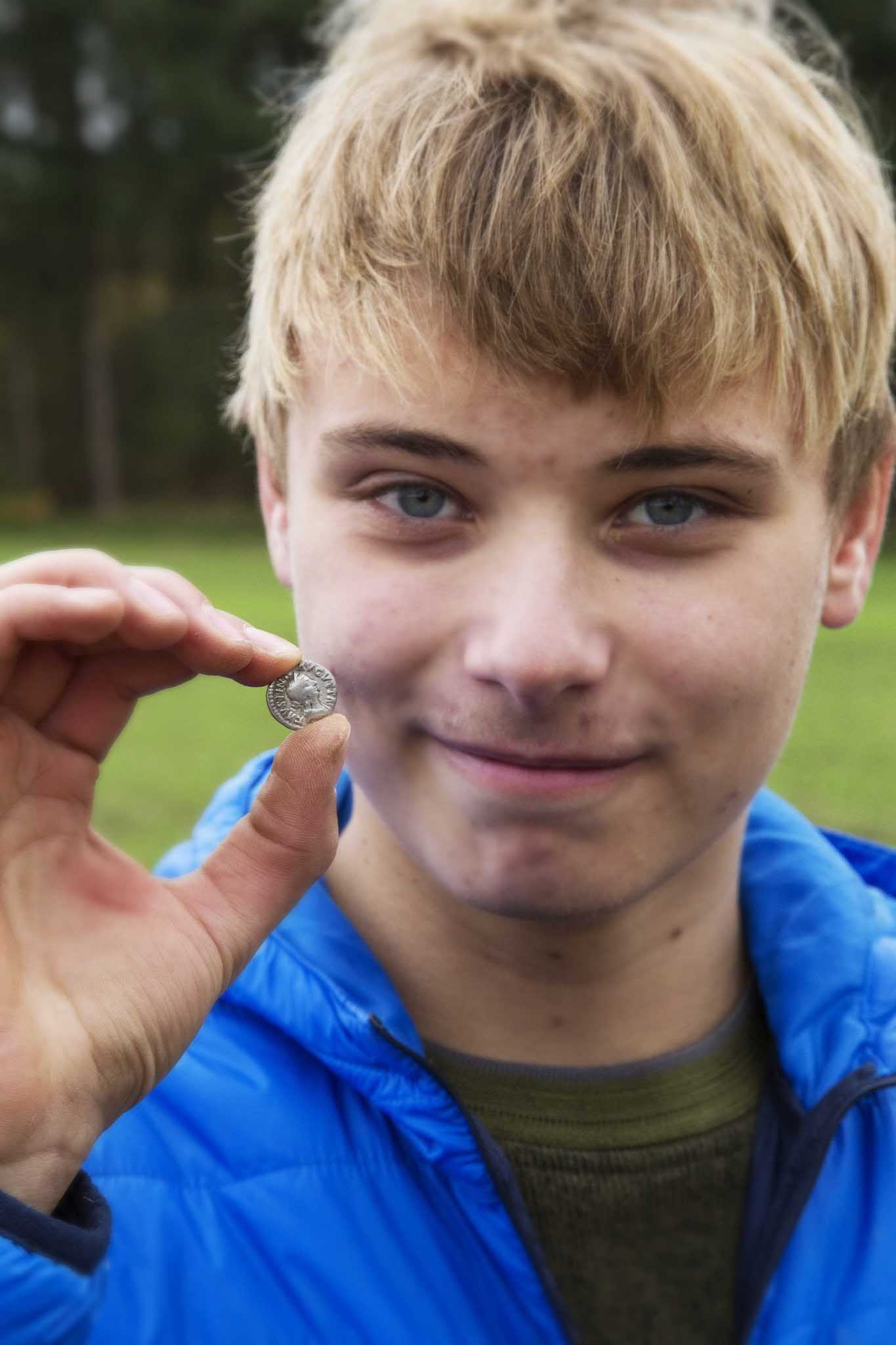 16 årig finder skat med romerske sølvmønter på Sydsjælland