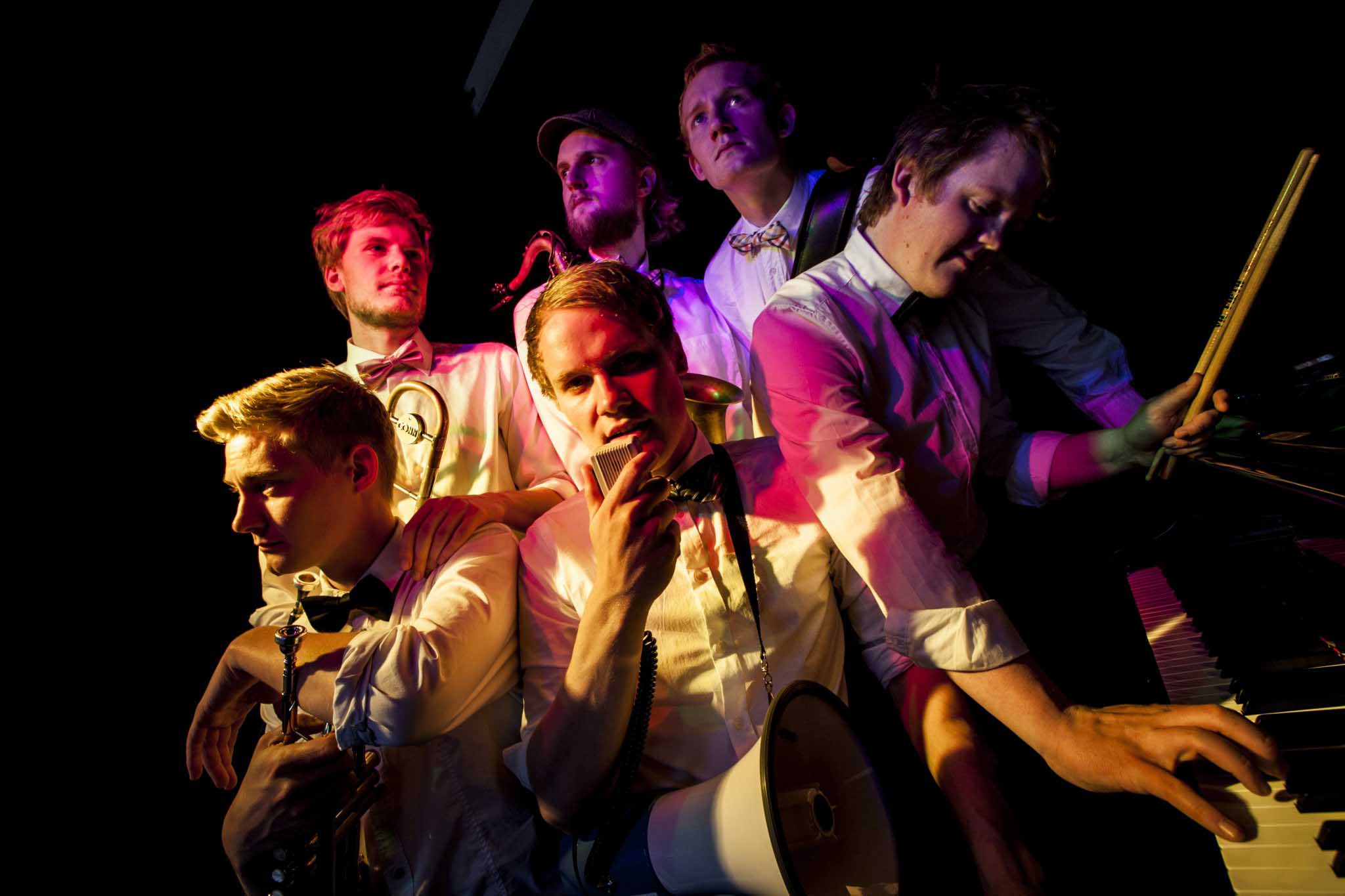 STARS præsenterer Morten Fischer & his Nola Love Manifest
