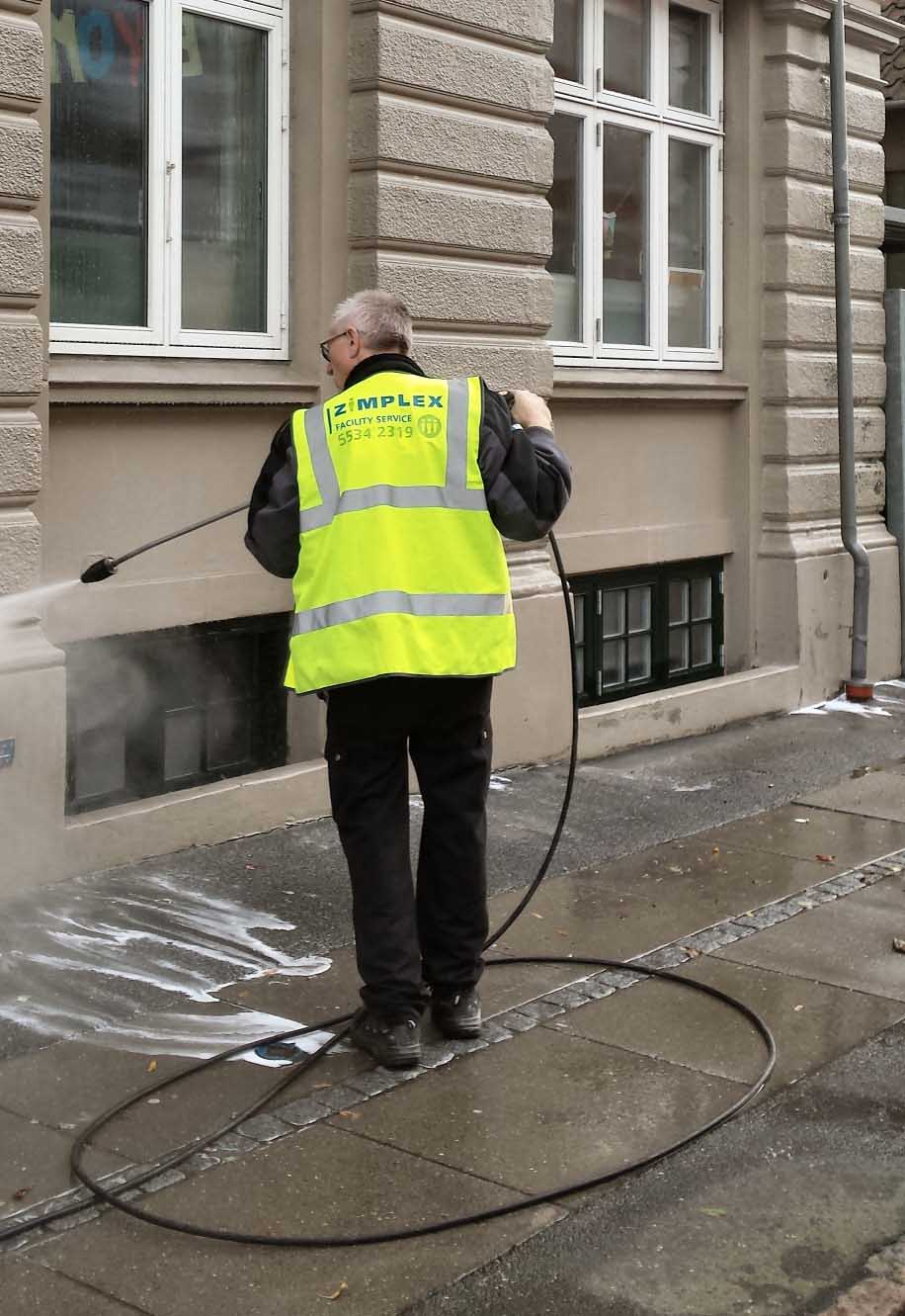 Lokalt rengøringsfirma fra Vordingborg kan hjælpe med at få fjernet uønsket graffiti
