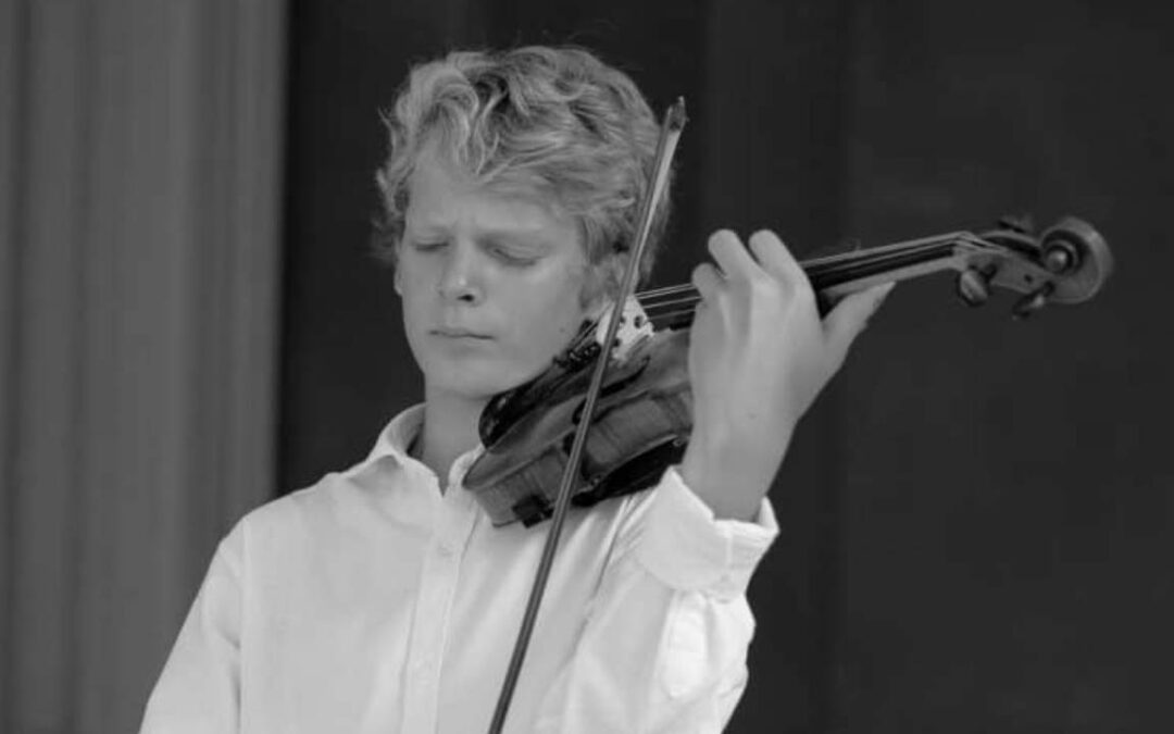 Souperkoncert i Nordfalsters Koncerthus – Suppe og musik med det unge violintalent Adam Koch Christensen