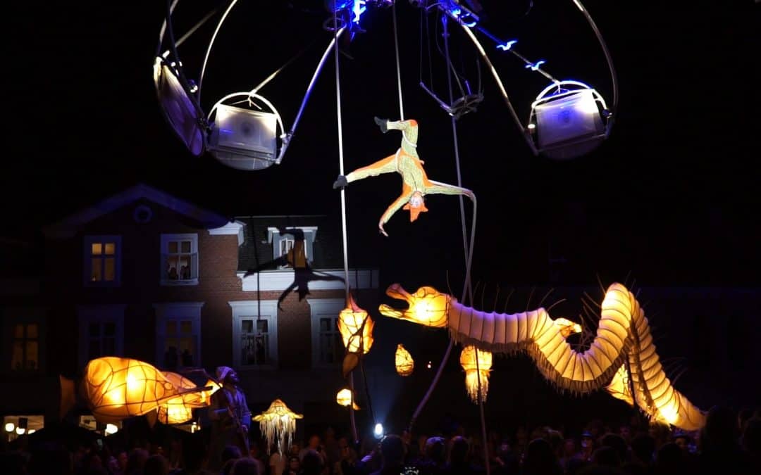 Flot og forrygende – og lidt våd – afslutning på Waves Festival 2019 – se video