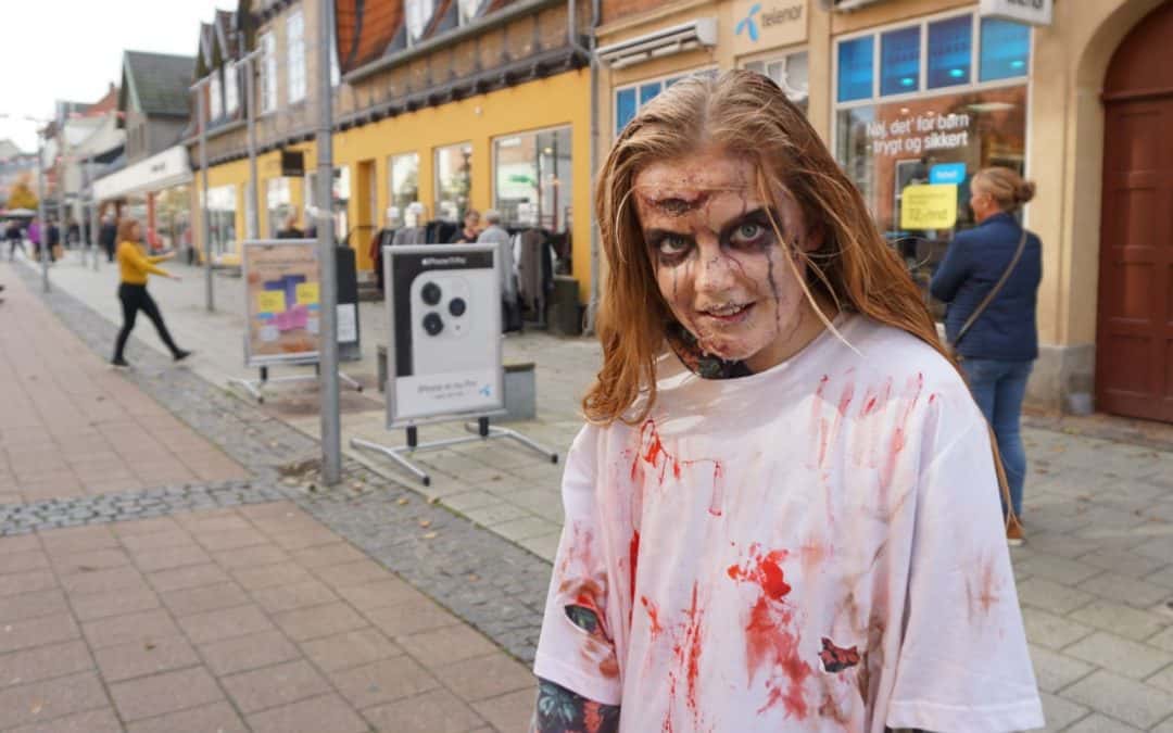 ”Virusangreb” forvandlede Algade til zombiezone