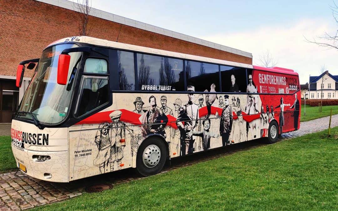 Genforeningsbussen 2020 gør stop ved Vordingborg Gymnasium