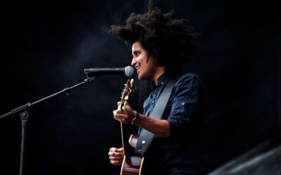 STARS præsenterer Thomas Buttenschøn