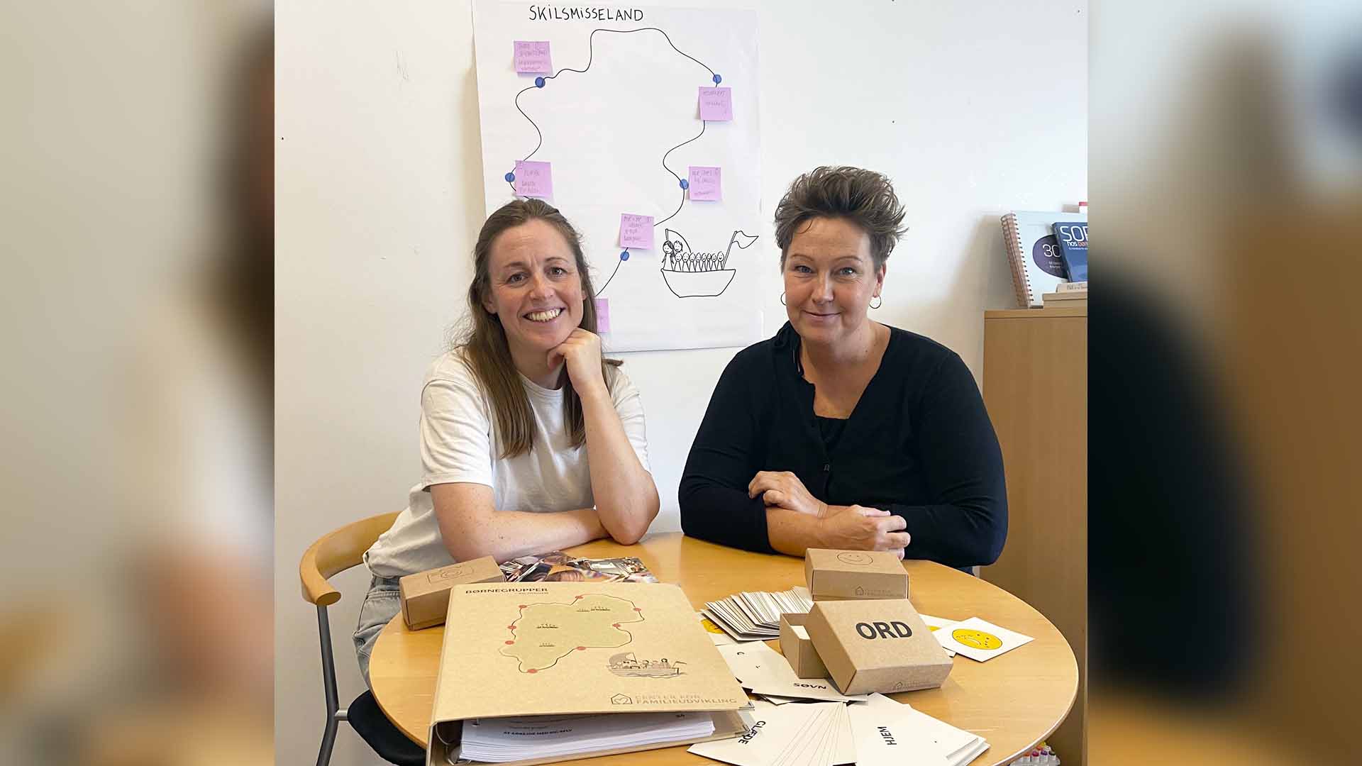 Børnegruppeledere Nelle Just Mikkelsen og Astrid Salling Egelund på Kulsbjerg Skole glæder sig til at starte den første børnegruppe op. De oplever stor opbakning fra forældrene og børnene er spændte på at komme i gang.
