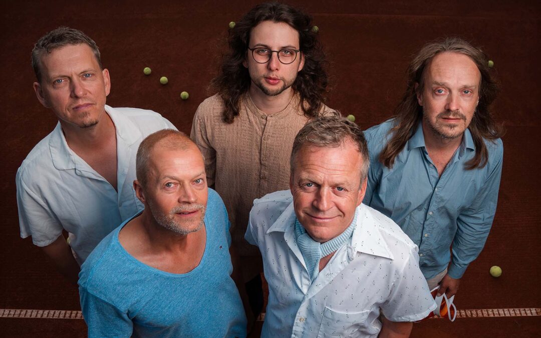 The Mukherjee Development på STARS