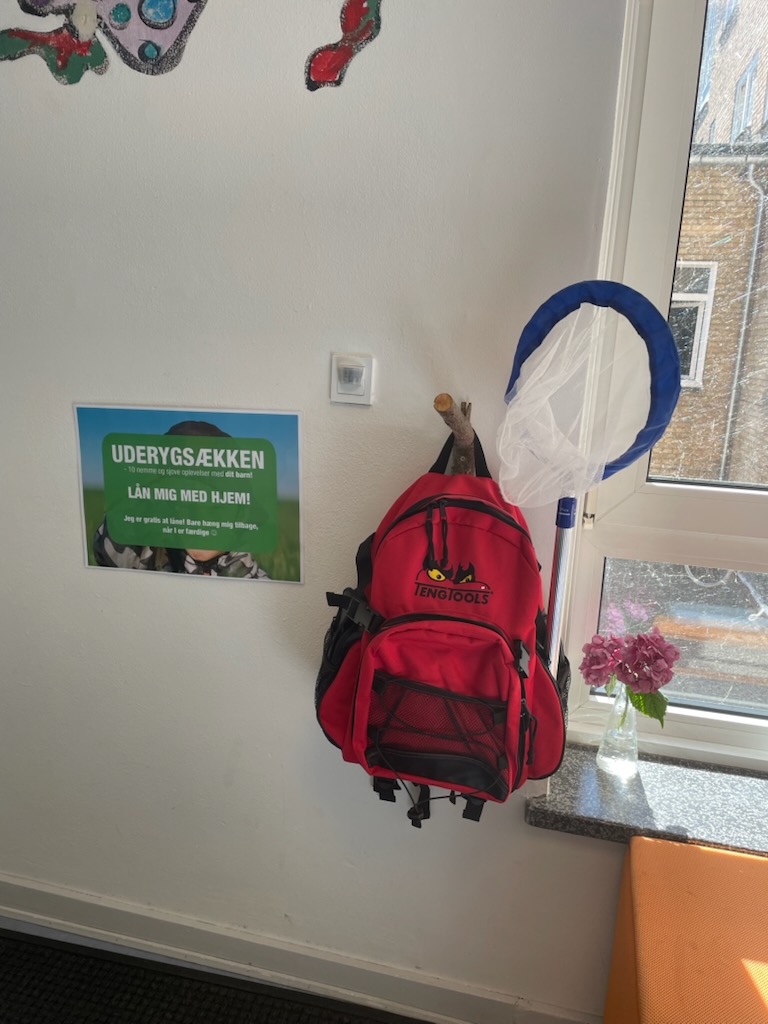 Naturrygsæk, her ophængt til udlån i daginstitutionen Skovhuset