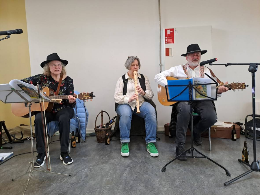 Musikunderholdning med Fyrpasserne